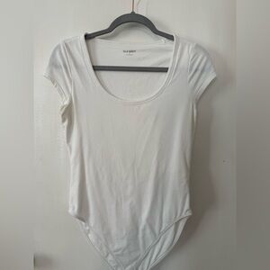 Old Navy White Scoop Neck Short Sleeve Bodysuit